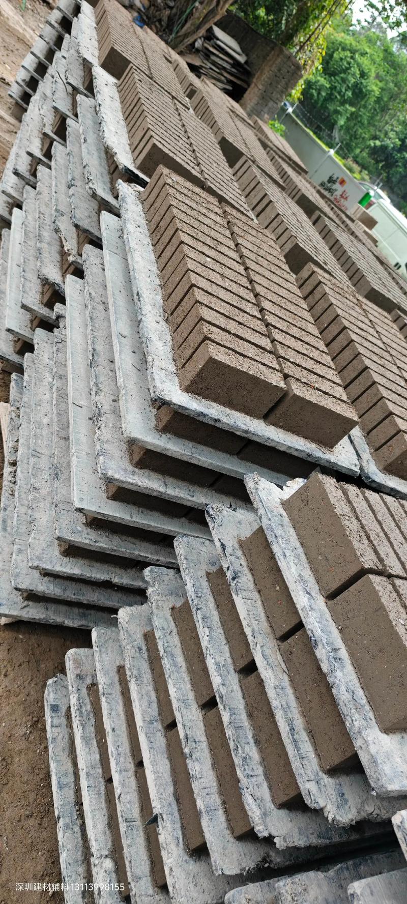 建筑裝飾材料 工地專用與幕墻工程的關(guān)鍵要素